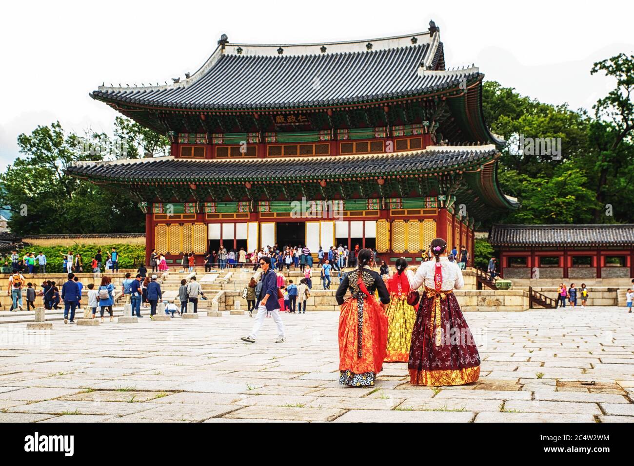 Seoul, South Korea, October 3th, 2017: Tourists at Changdeokgung Royal Palace Stock Photo