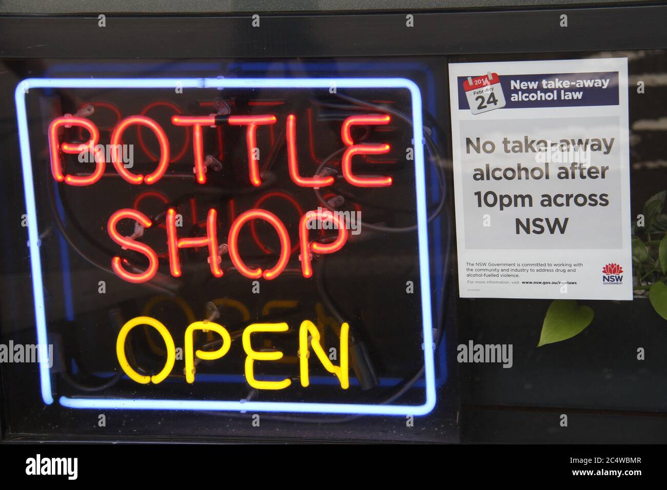 Alcohol fuelled violence hires stock photography and images Alamy