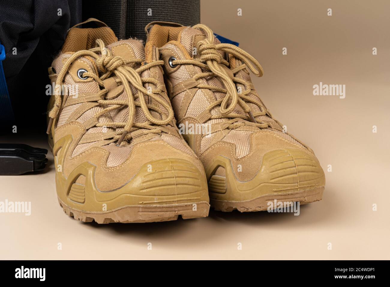 mountain gear hiking boots