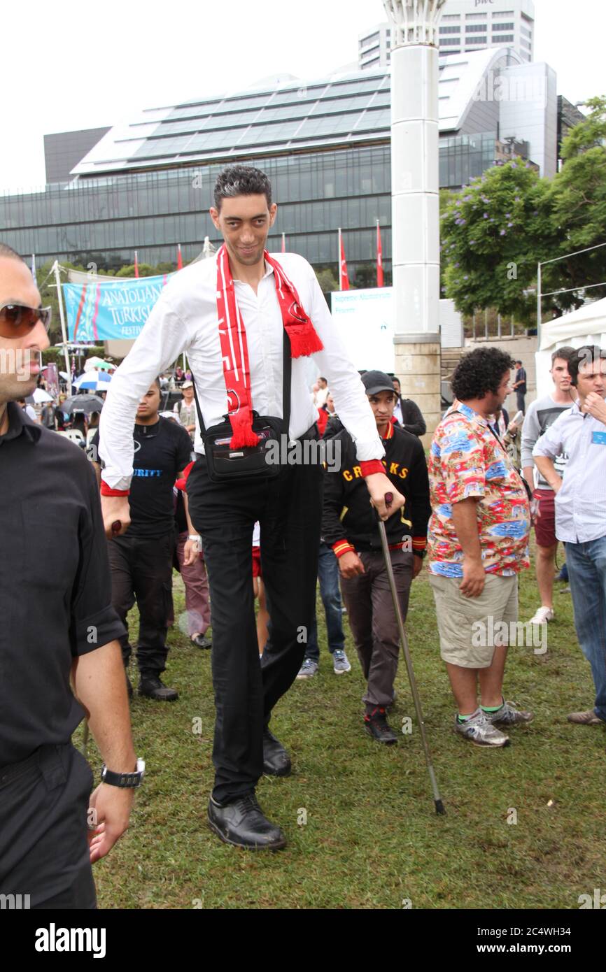 The world’s tallest man, Sultan Kosen from Turkey at the Anatolian Turkish Festival in Sydney. Stock Photo