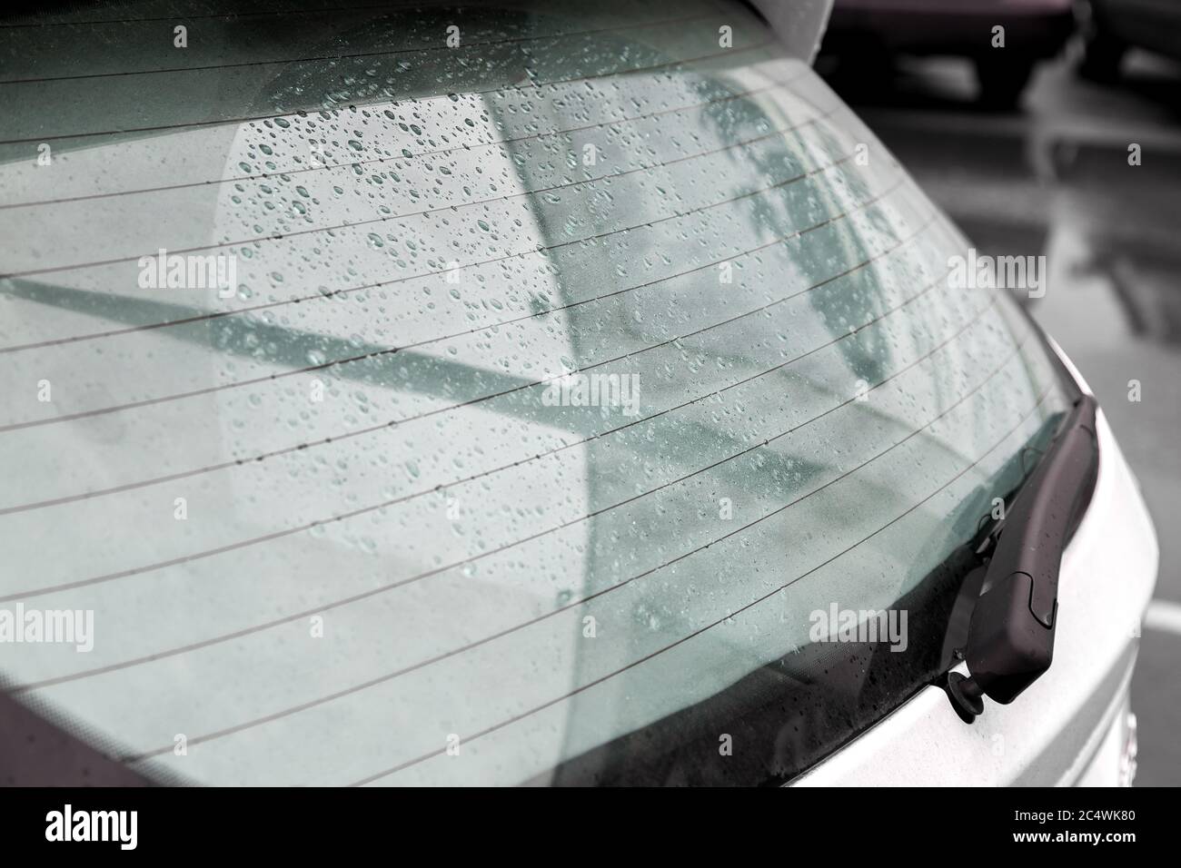 Heated 2024 car windscreen
