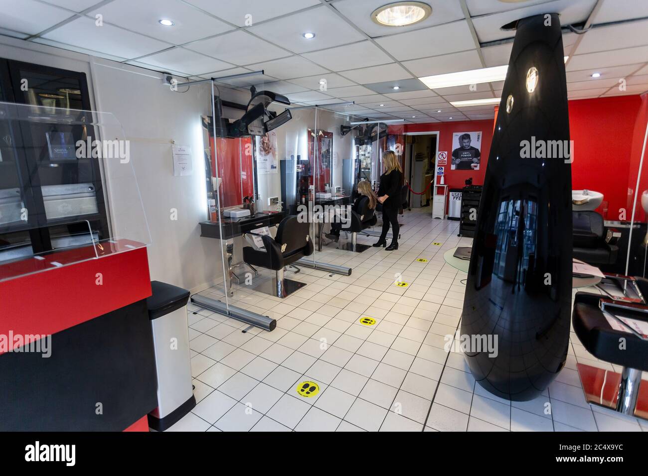 Covid lockdown uk opening hires stock photography and images Alamy