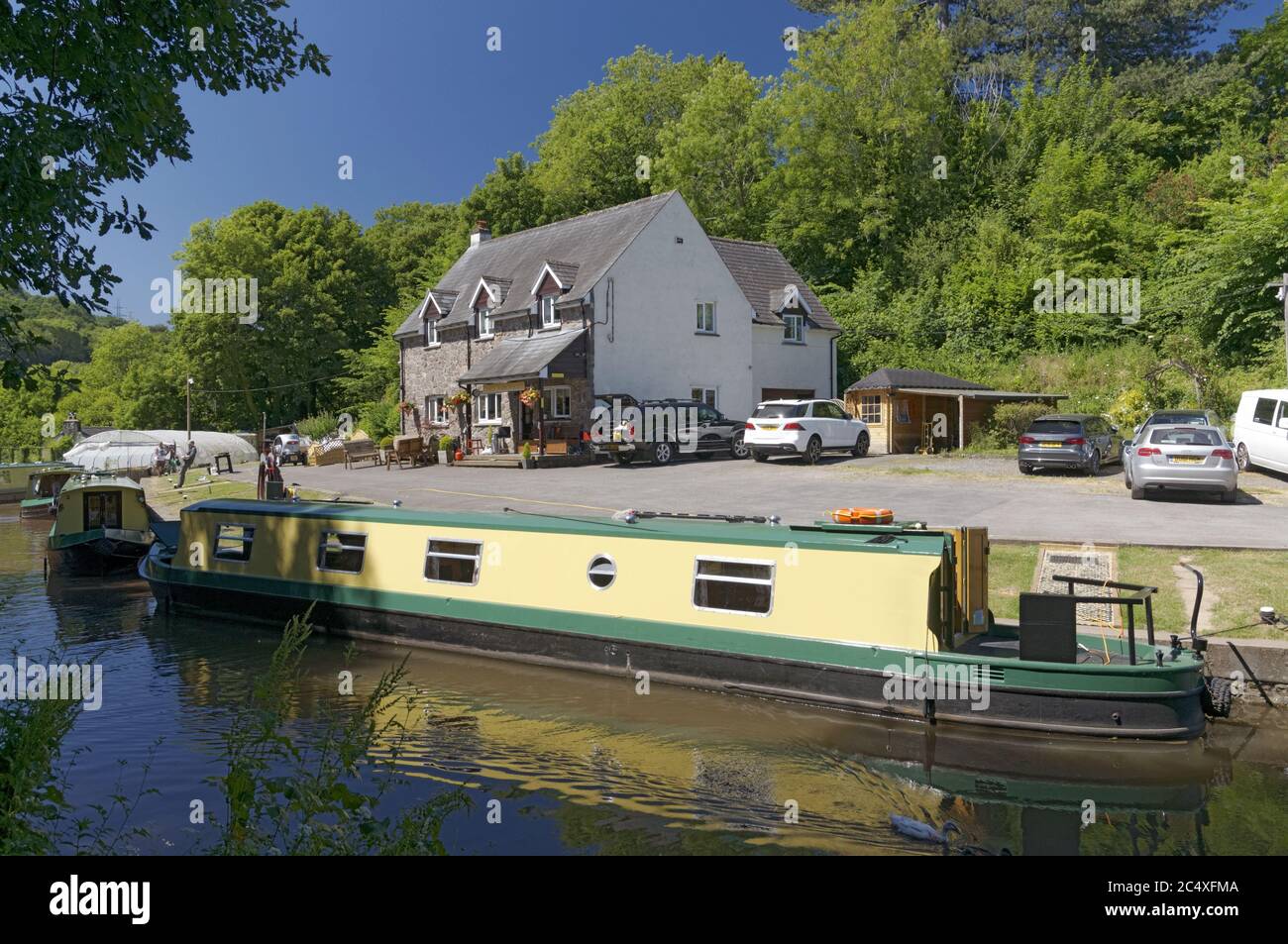 Monmouthshire and brecon canal gilwern hires stock photography and