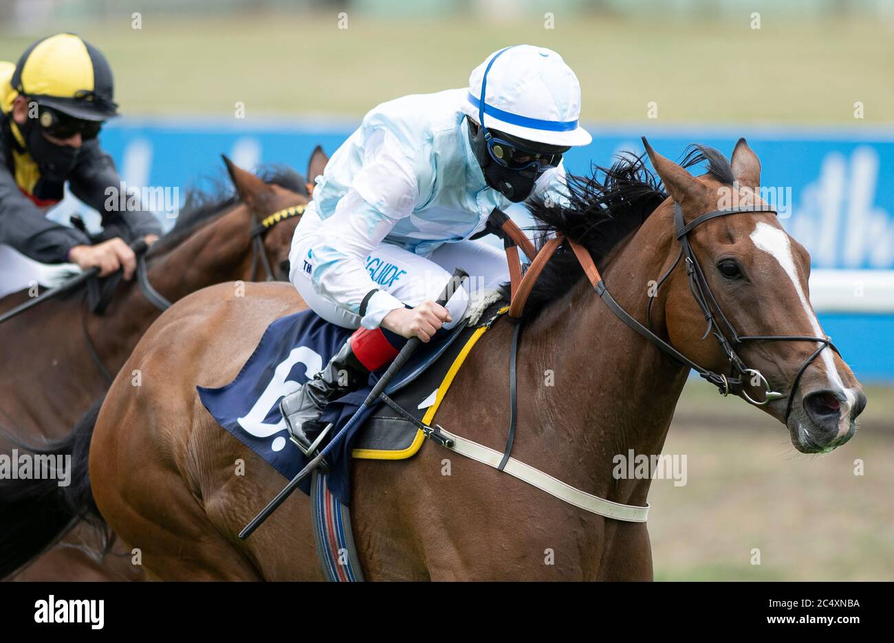 Spanish Mane ridden by Sophie Ralston win the Sky Sports Racing HD ...