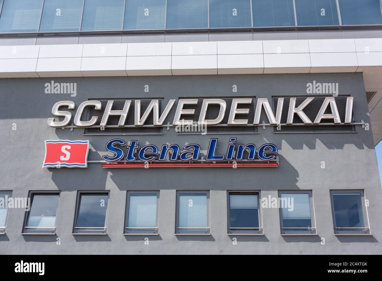 Schriftzug auf einem Hafengebäude am Schwedenkai  Stena-Line Stock Photo