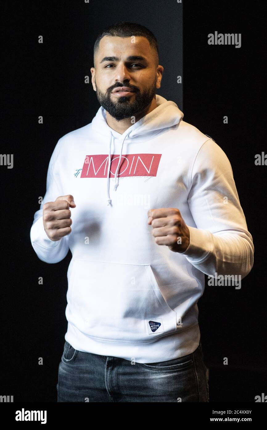 Hamburg, Germany. 25th May, 2020. Ammar Abbas Abduljabbar, boxer in Team Germany Olympics and athlete in Team Hamburg, at a photo session in the Hamburger Ding. Credit: Christian Charisius/dpa/Alamy Live News Stock Photo