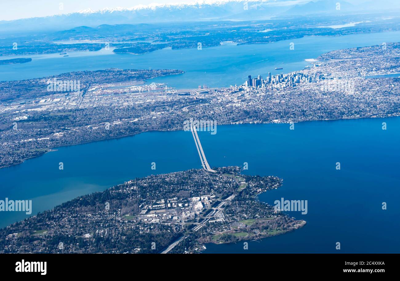 Aerial view of the Mercer Island, Homer Hadley Memorial Bridge and