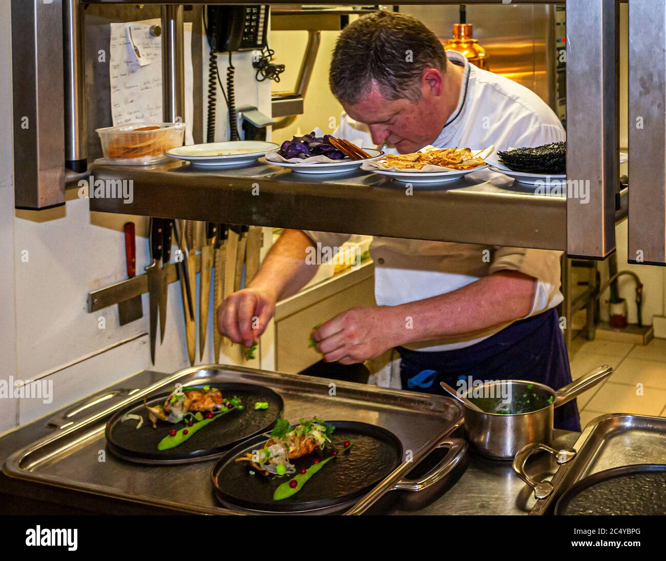 The insider tip for Breton delicacies: the kitchen of Michelin Star Chef Loïc Le Bail in Roscoff, Morlaix, France Stock Photo