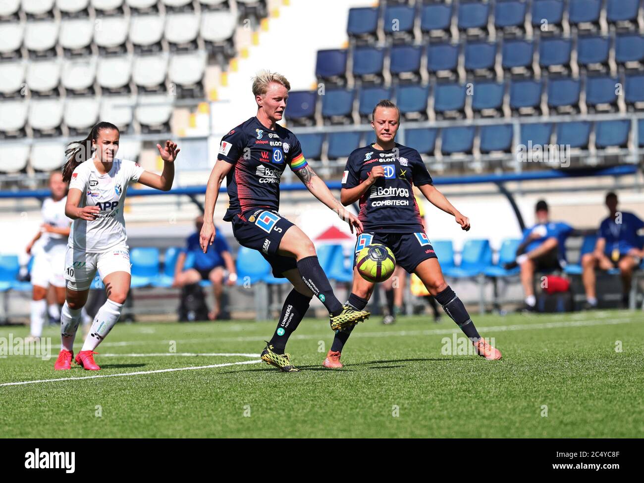 Linkoping Sweden 0627 Match In The Damallsvenskan Between Linkoping Fc Vaxjo Dff At Linkoping Arena Linkoping S No 5 Nilla Fischer Photo Jeppe Gustafsson Stock Photo Alamy Linkoping Sweden 0627 Match In The Damallsvenskan Between Linkoping Fc Vaxjo Dff At Linkoping Arena Linkoping S No 5 Nilla Fischer Photo Jeppe Gustafsson Stock Photo Alamy