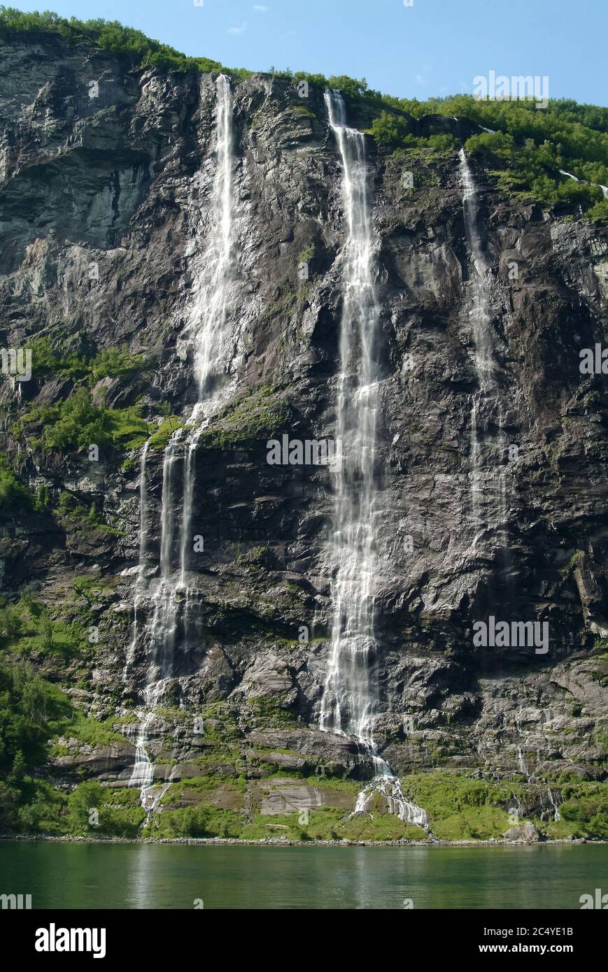 Dei sju systrene hi-res stock photography and images - Alamy
