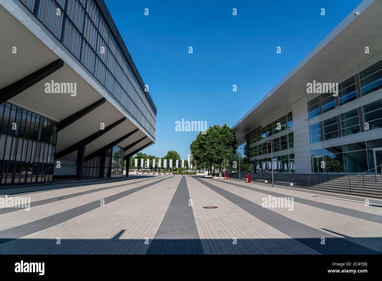 Grugahalle, newly designed square in front of the hall and the new building of Messe Essen fairgrounds, NRW, Germany Stock Photo