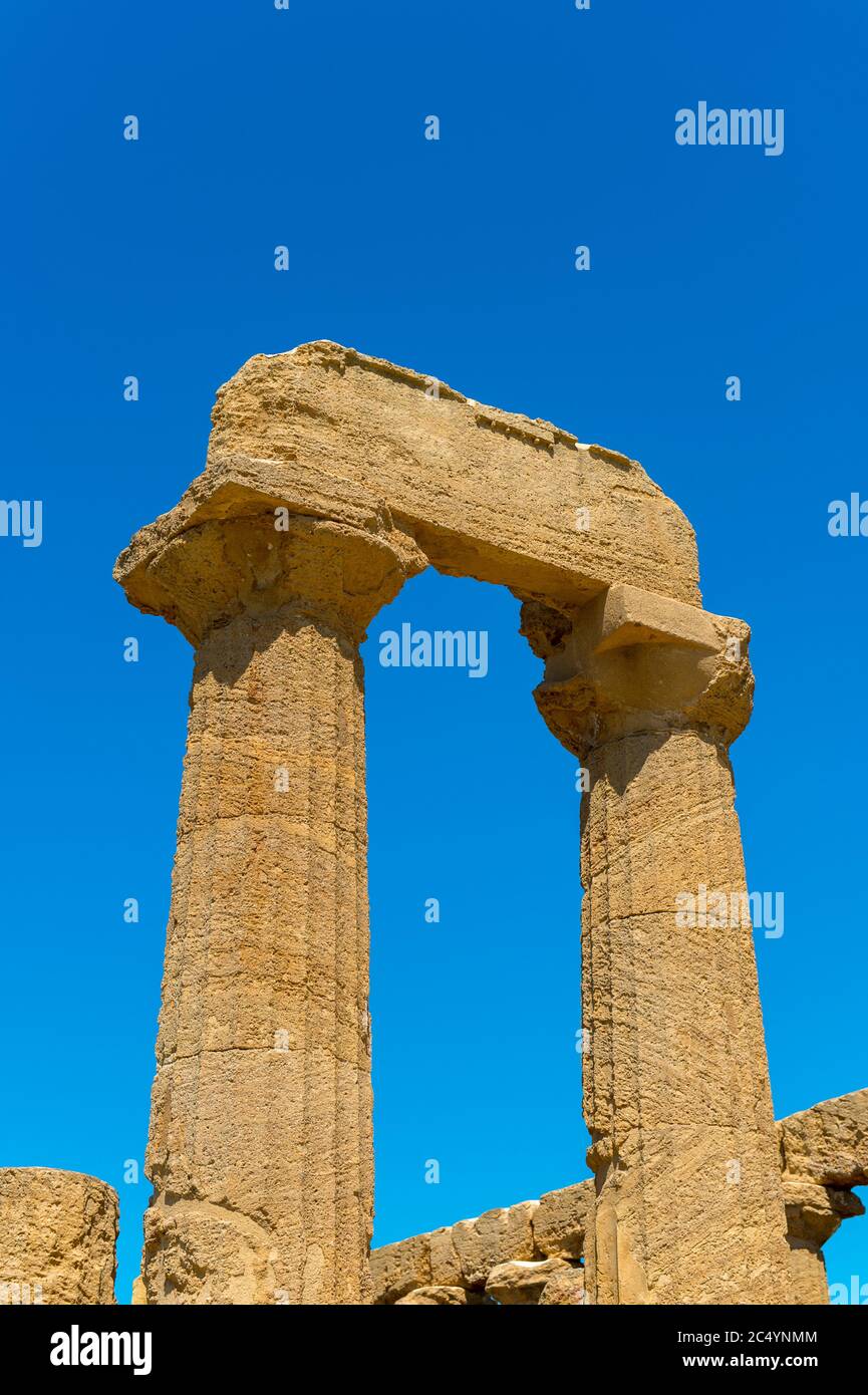 The Temple of Juno, also known as the Temple of Hera Lakinia, Juno being the Roman name of Hera, is a Greek temple of the ancient city of Akragas, whi Stock Photo