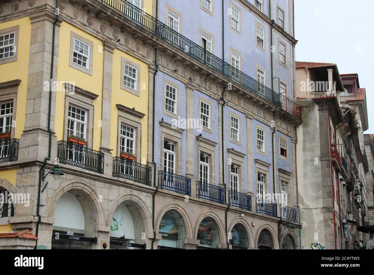 flats buildings in porto (portugal Stock Photo Alamy
