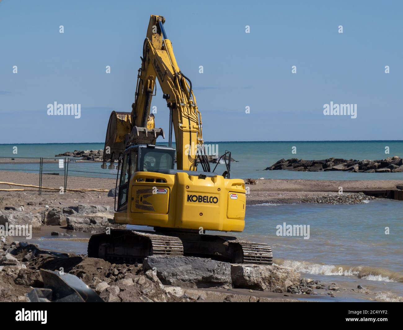 Kobelco excavator hi-res stock photography and images - Alamy