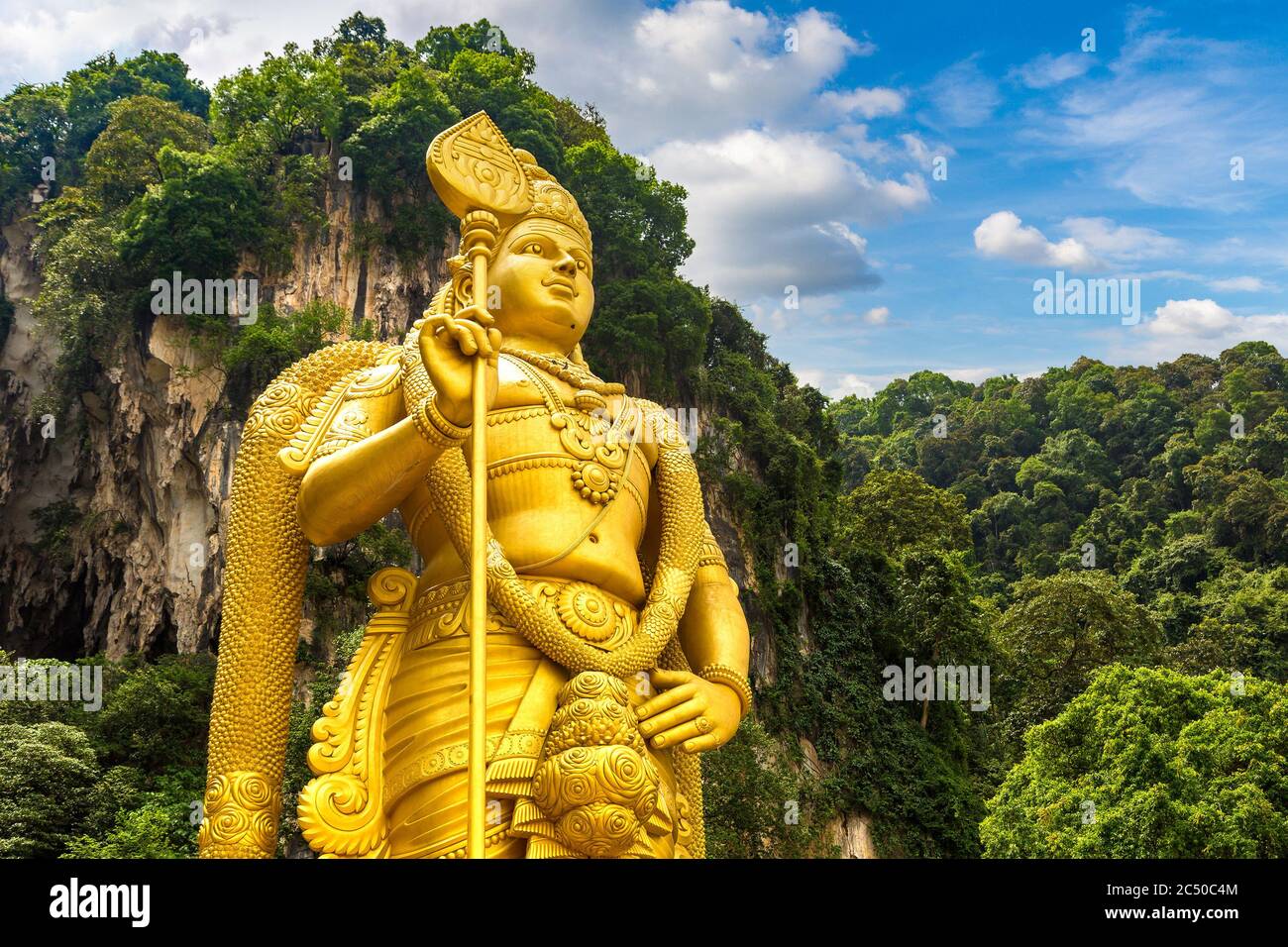 Statue of hindu god Murugan at Batu cave in Kuala Lumpur, Malaysia ...