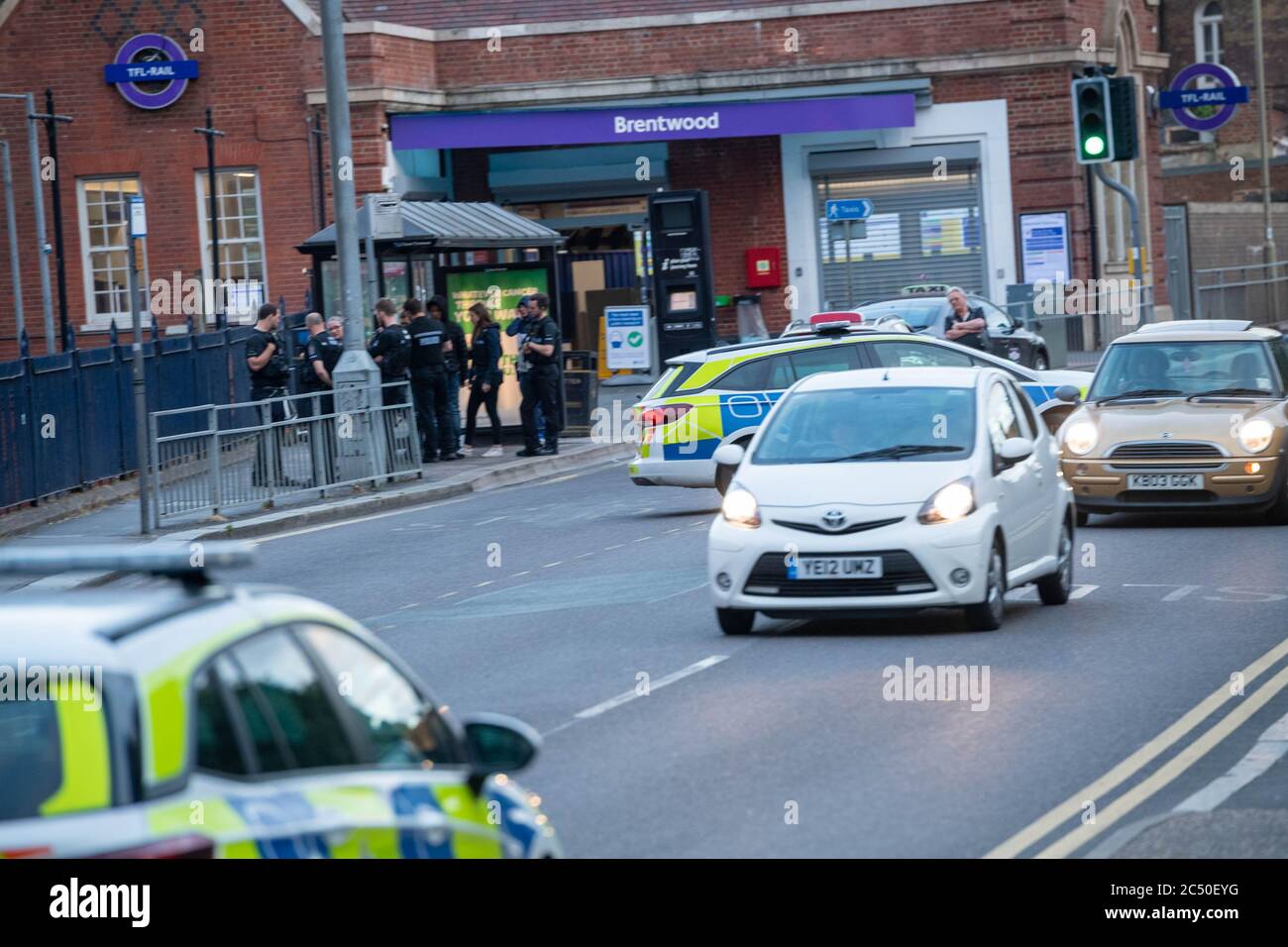 Brentwood Essex 29th June 2020 Essex Police were mobilised to manage large groups of youths who had turned up in the town for a social media advertised rave that did not take place. Police patrolled Brentwood station and surrounds as youths sought to leave Brentwood Credit: Ian Davidson/Alamy Live News Stock Photo