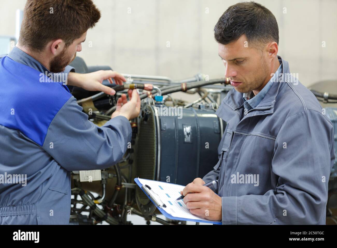 Mechanical engineering apprentice hi-res stock photography and images ...