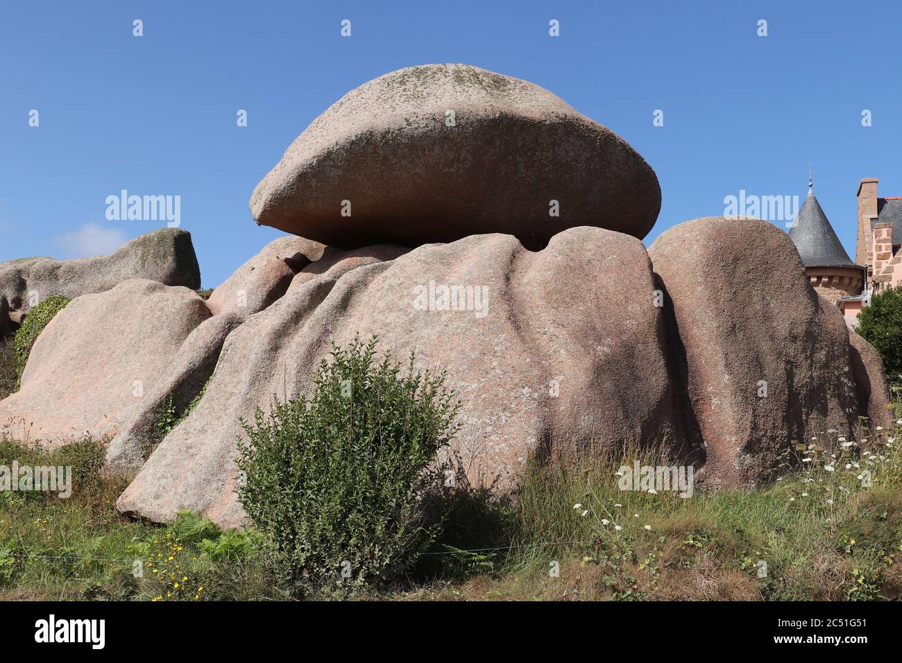 Boulders on the Cote de Granit Rose - Pink Granite Coast - great natural site of Ploumanach, Brittany, France Stock Photo