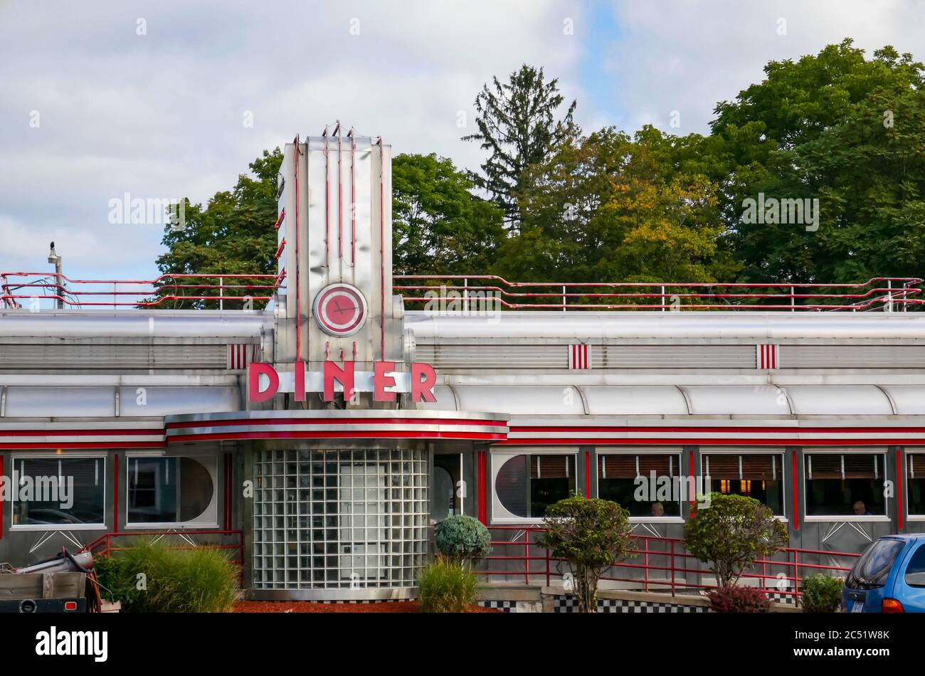 Classic 1930s Art Deco style American diner, Eveready Diner, Poughkeepsie, New York, USA Stock Photo