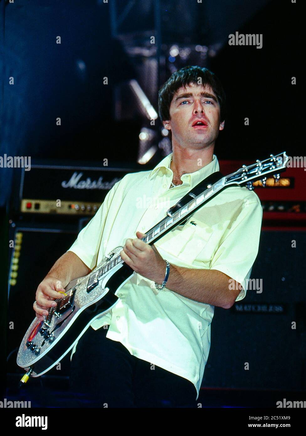 限定アナログNoel Gallagher★oasis Smashed Noel Gallagher Guitar From Night Oasis Split Sells