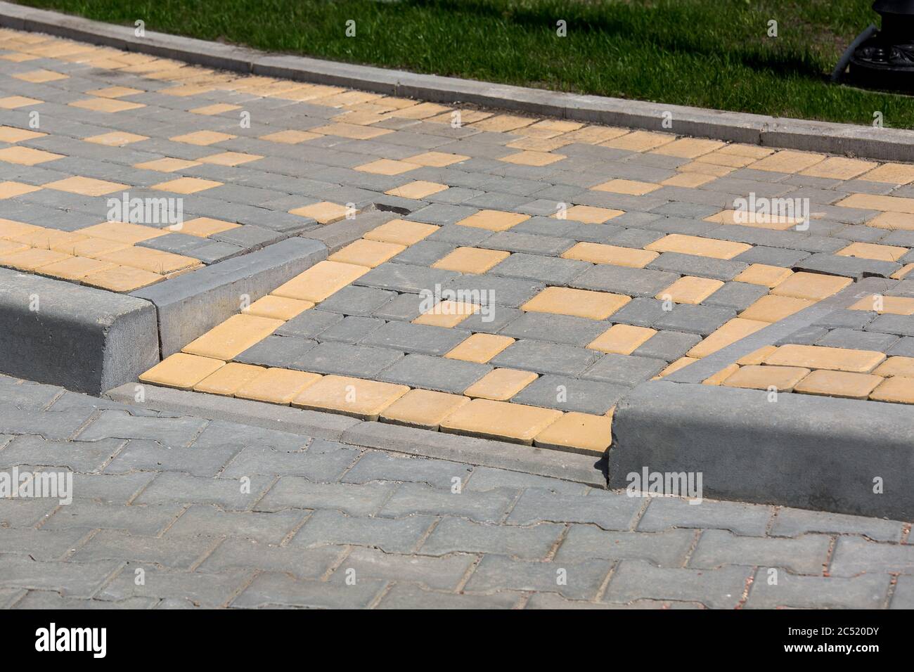 Sidewalk curb ramp hires stock photography and images Alamy