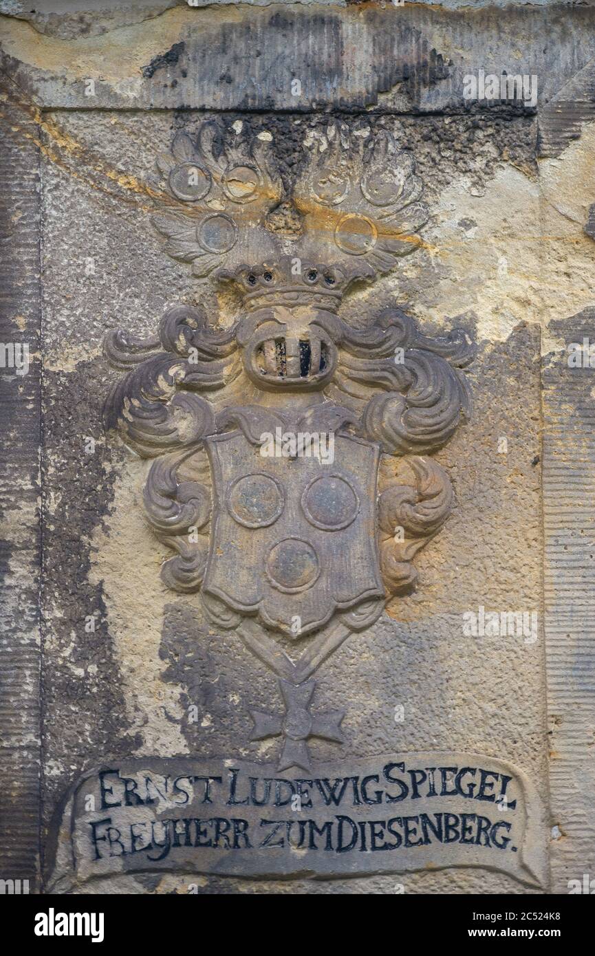16 June 2020, Saxony-Anhalt, Halberstadt: "Ernst Ludwig Spiegel Freyherr zum Diesenberg" is written on a plaque on the honor column near the highest point of the Spiegelsberge Landscape Park. The grounds of today's Spiegelsberge Landscape Park were acquired in 1761 by the Halberstadt canon Ernst Ludwig Christoph von Spiegel zum Diesenberg (1711-1785). There he planted trees and had buildings erected. Spiegelsberge is part of the network "Garden Dreams - Historical Parks in Saxony-Anhalt" which wanted to celebrate its 20th anniversary this year. It comprises 43 of the most important and beautif Stock Photo