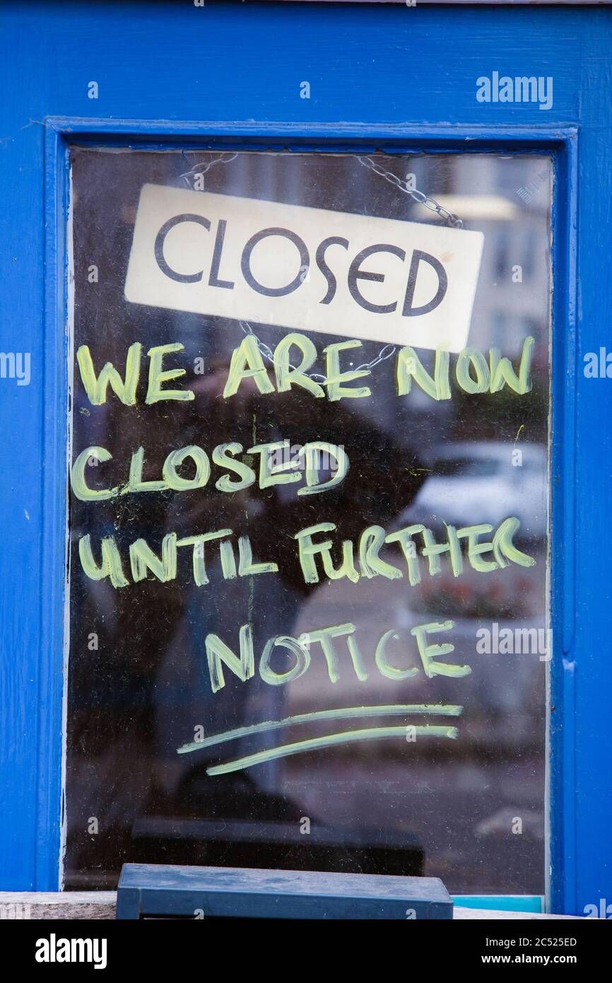 Closed until further notice sign, coronavirus sign, Seaton, devon Stock Photo