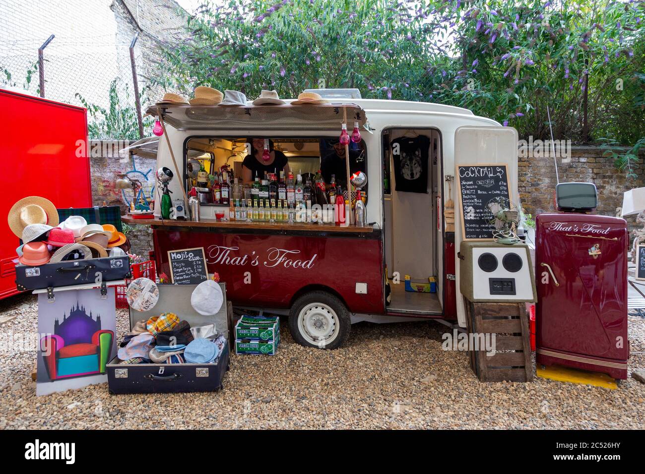 Food truck london hi-res stock photography and images - Alamy