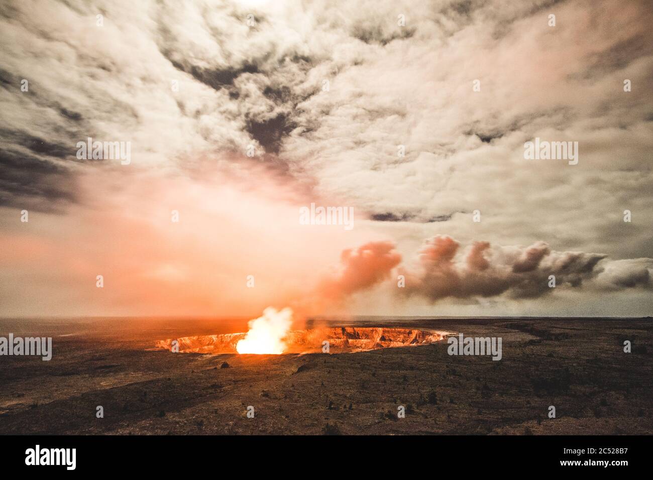 Hawaii Volcanoes Park Stock Photo - Alamy