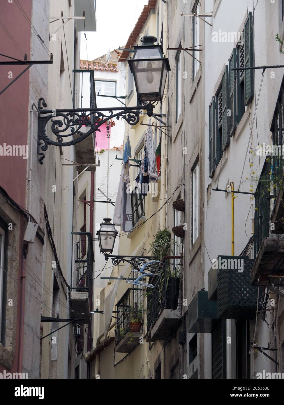 alleyway, Lisbon, Lisboa, Lissabon, Lisszabon, Portugal, Europe Stock Photo