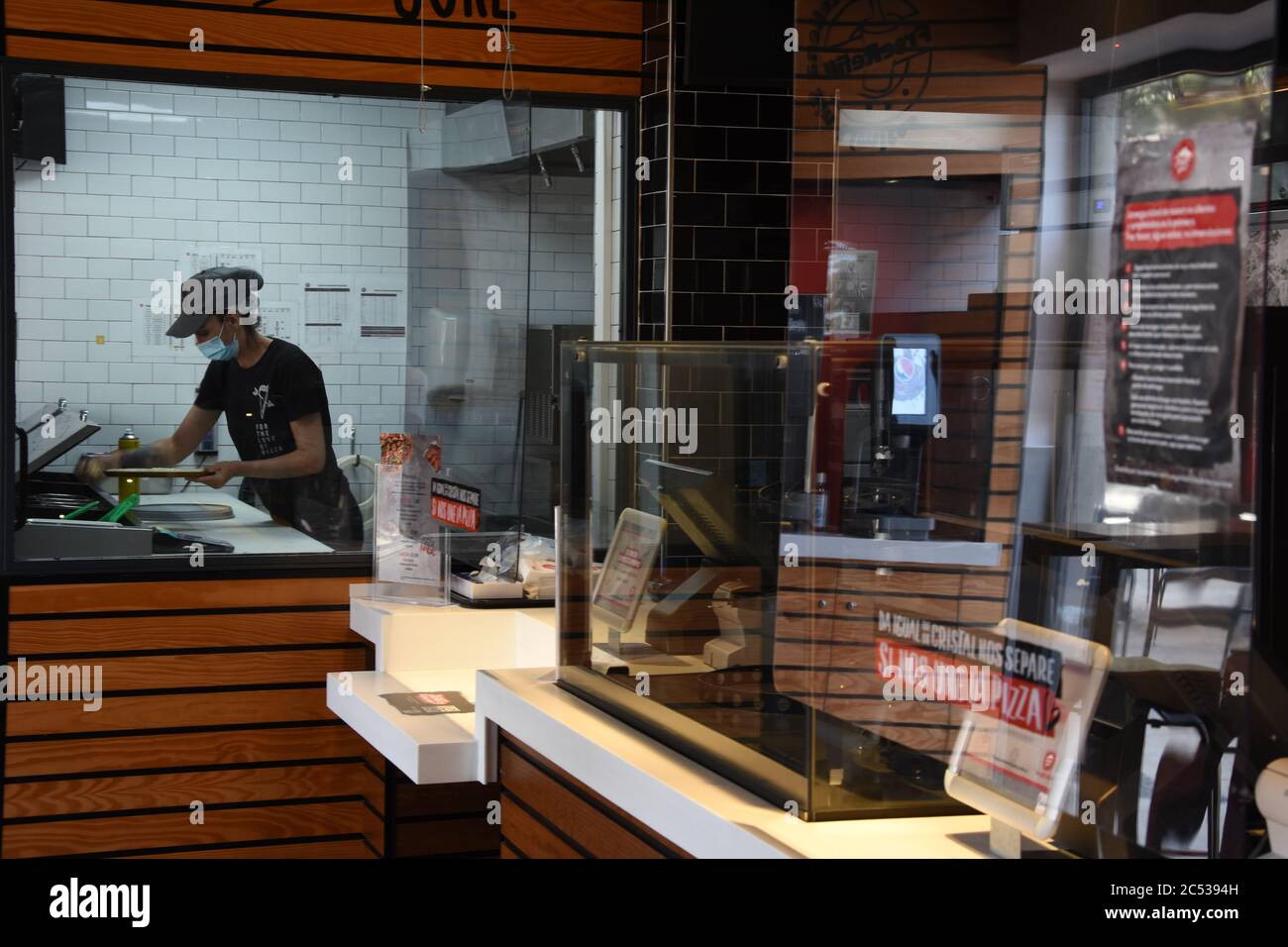 Pizza Hut takeaway boxes Stock Photo Alamy