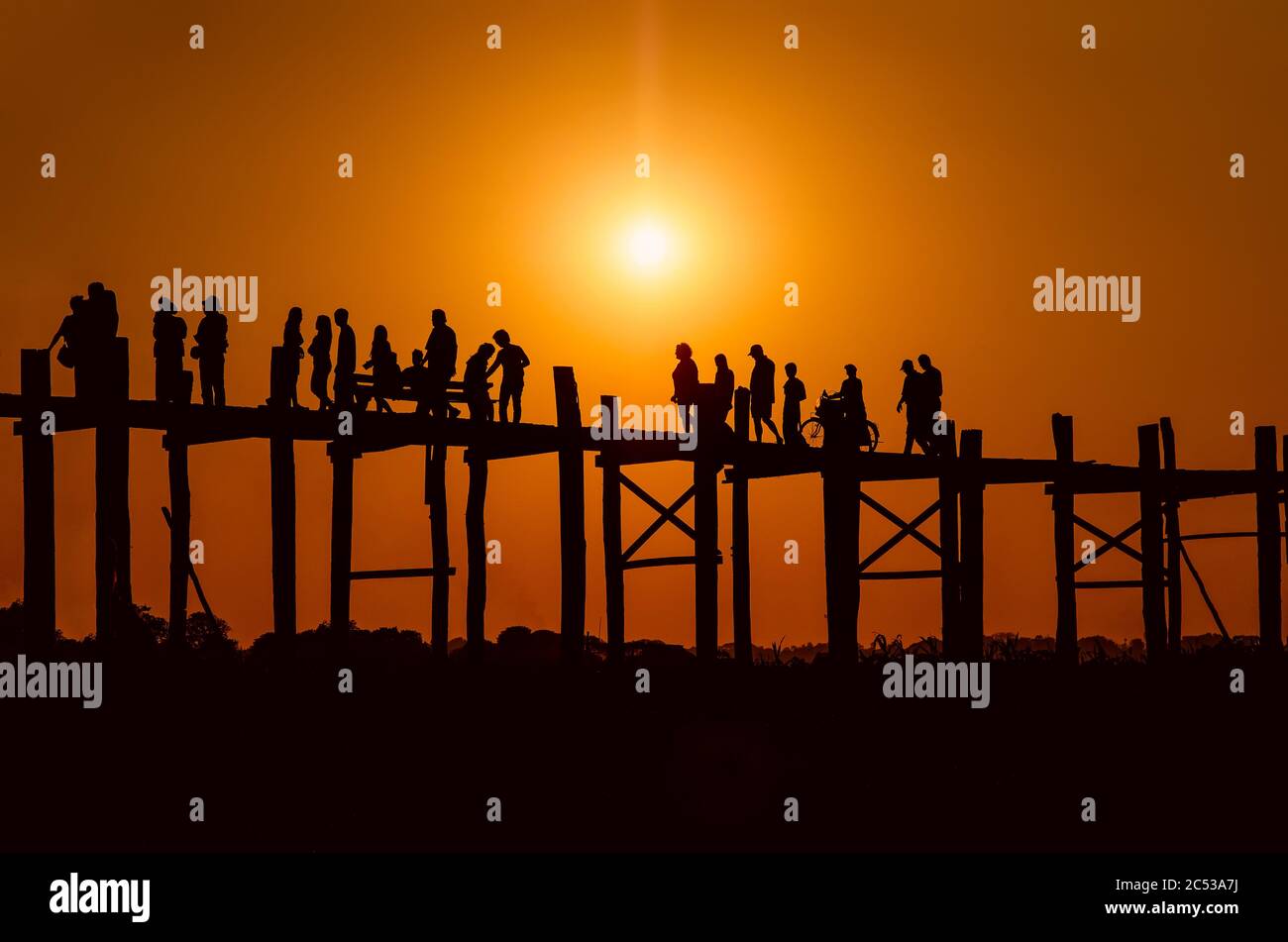 Bain bridge amarapura myanmar burma hi-res stock photography and images ...