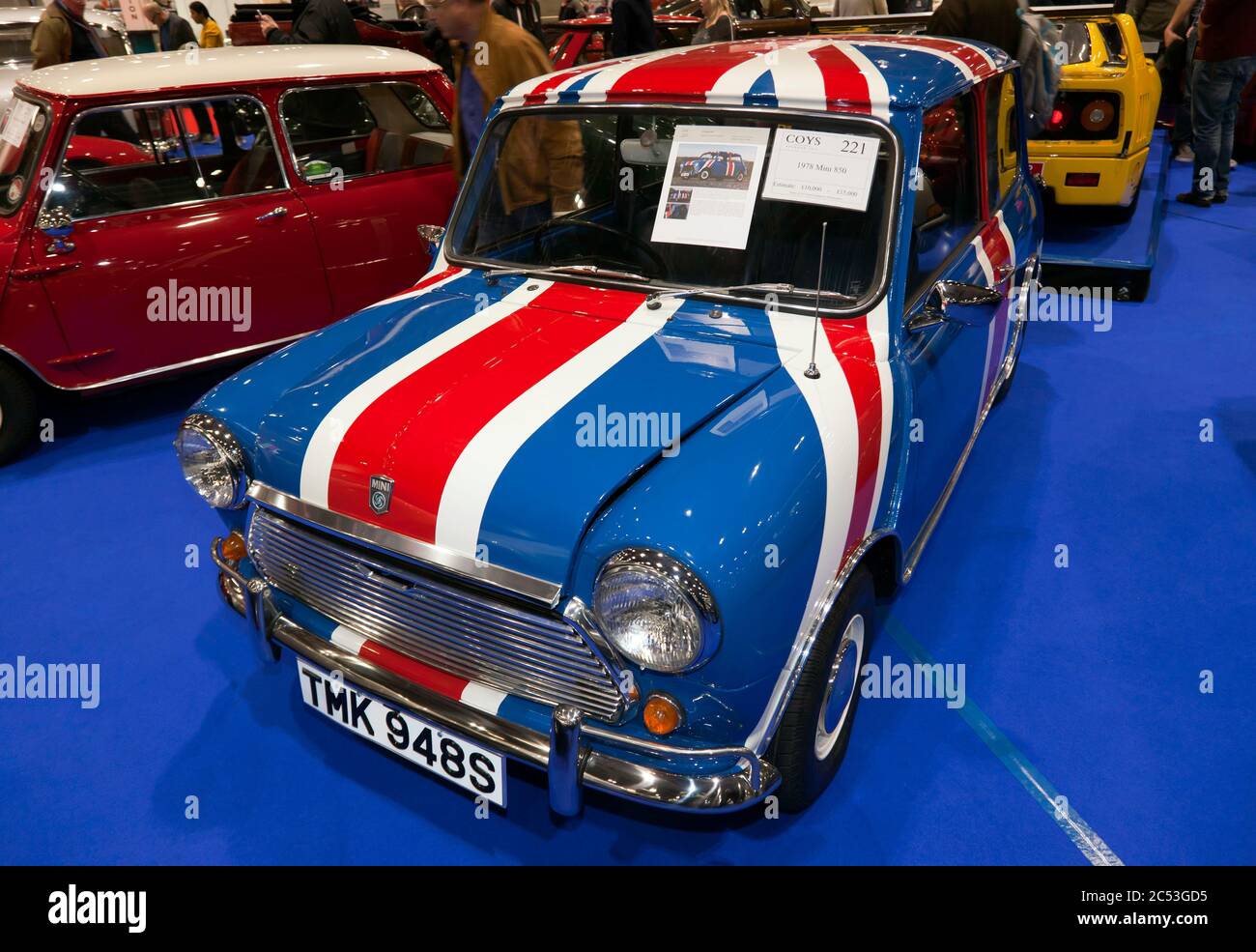 Classic mini cars hi-res stock photography and images - Page 9 - Alamy