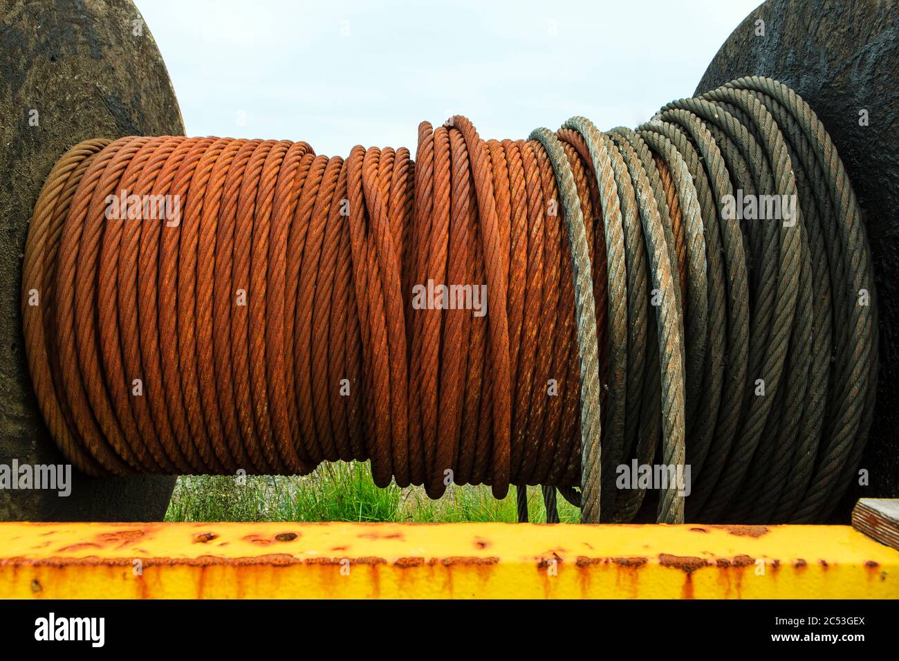 Steel wire ropes hi-res stock photography and images - Alamy