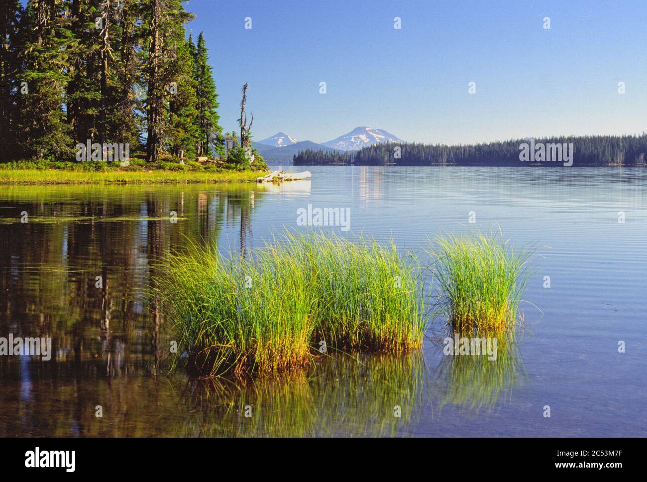 Three Sisters and Waldo Lake, Oregon Stock Photo