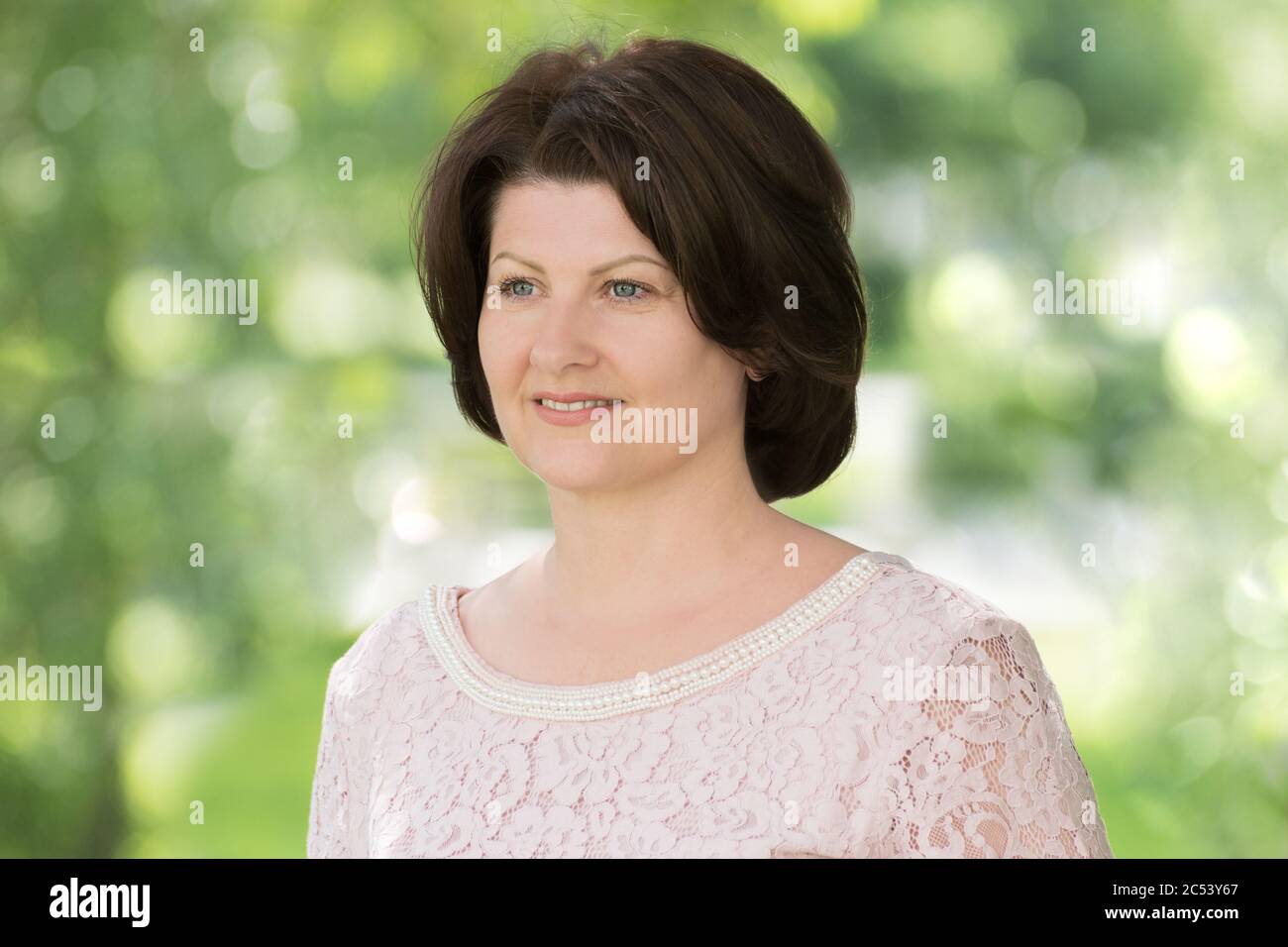 Side portrait middle aged woman hi-res stock photography and images - Alamy