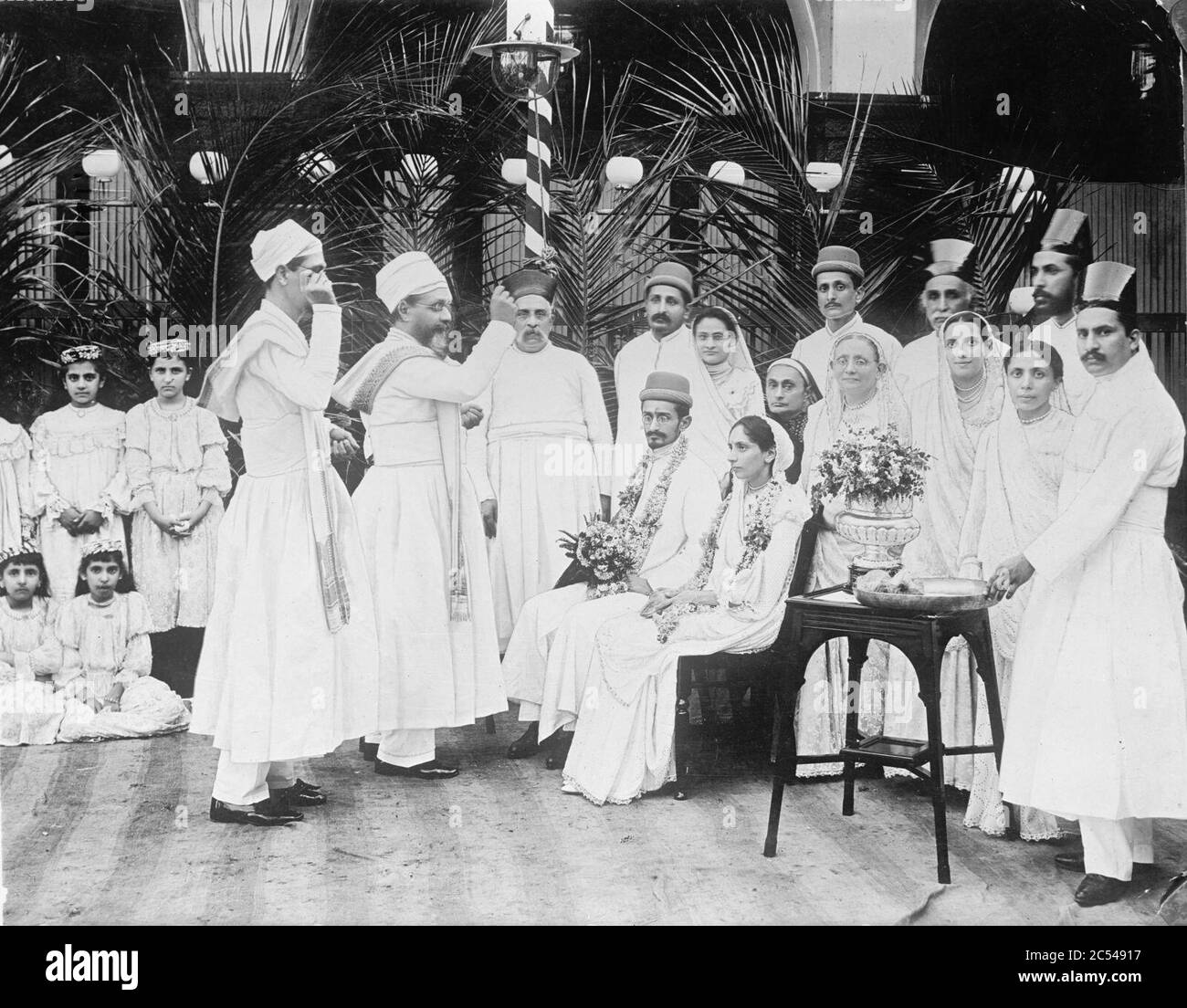 Hindu wedding Black and White Stock Photos & Images - Alamy