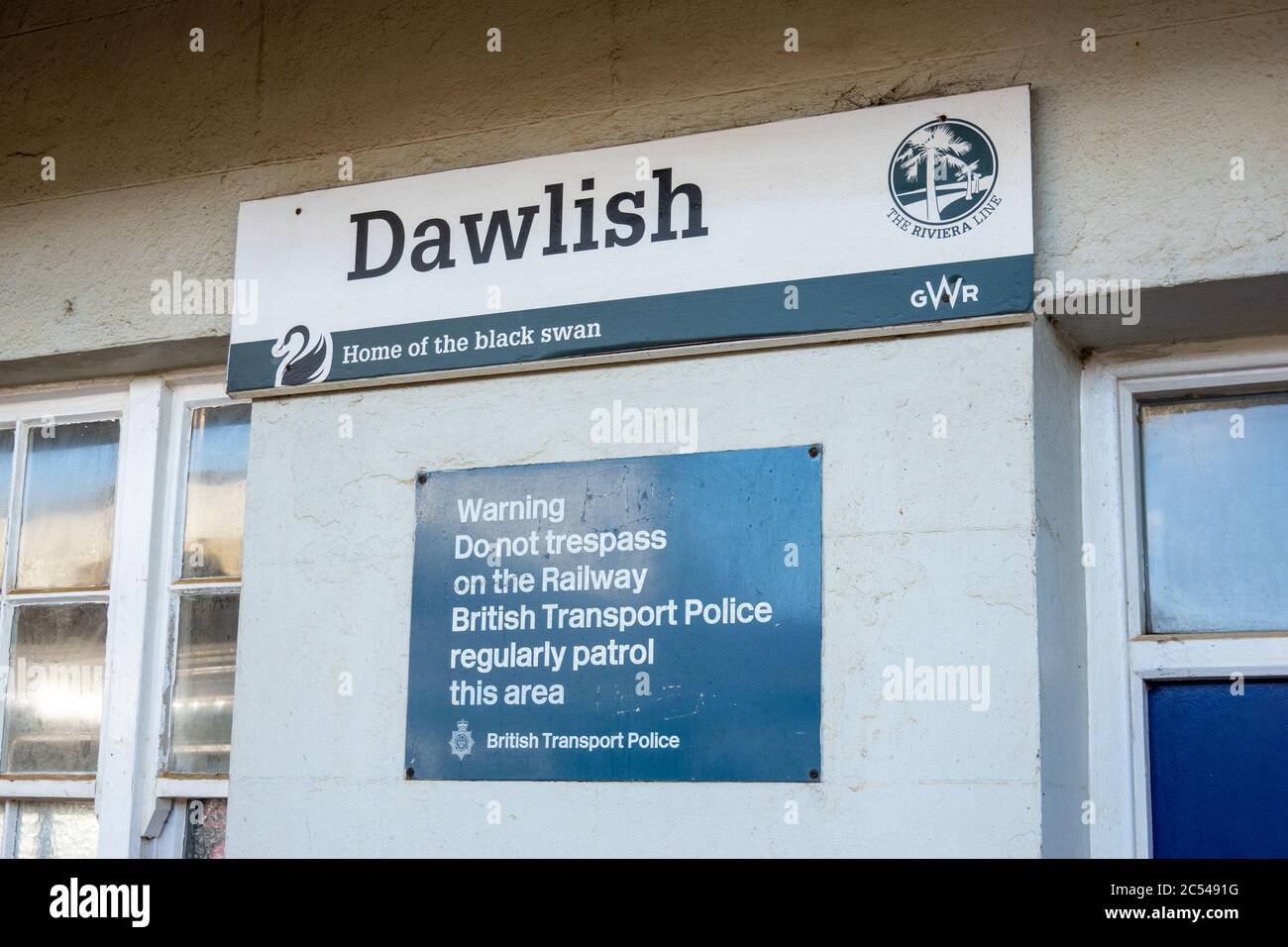 Dawlish Station Name Board Stock Photo Alamy dawlish-station-name-board-stock-photo-alamy