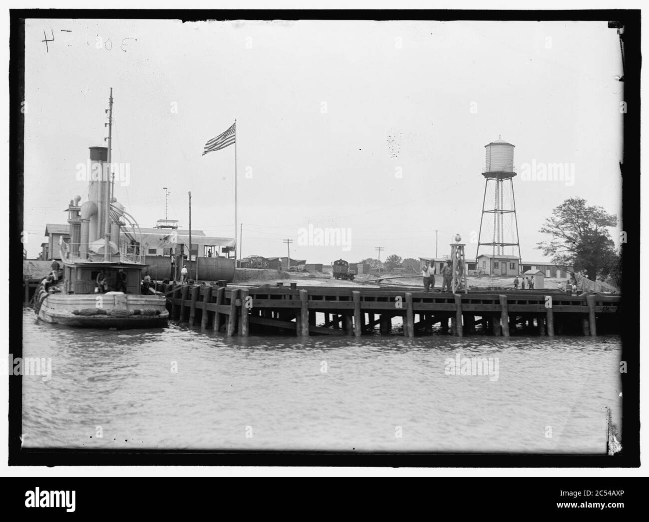 INDIAN HEAD, MD. NAVY PROVING GROUND. NAVY GUNS AT INDIAN HEAD Stock