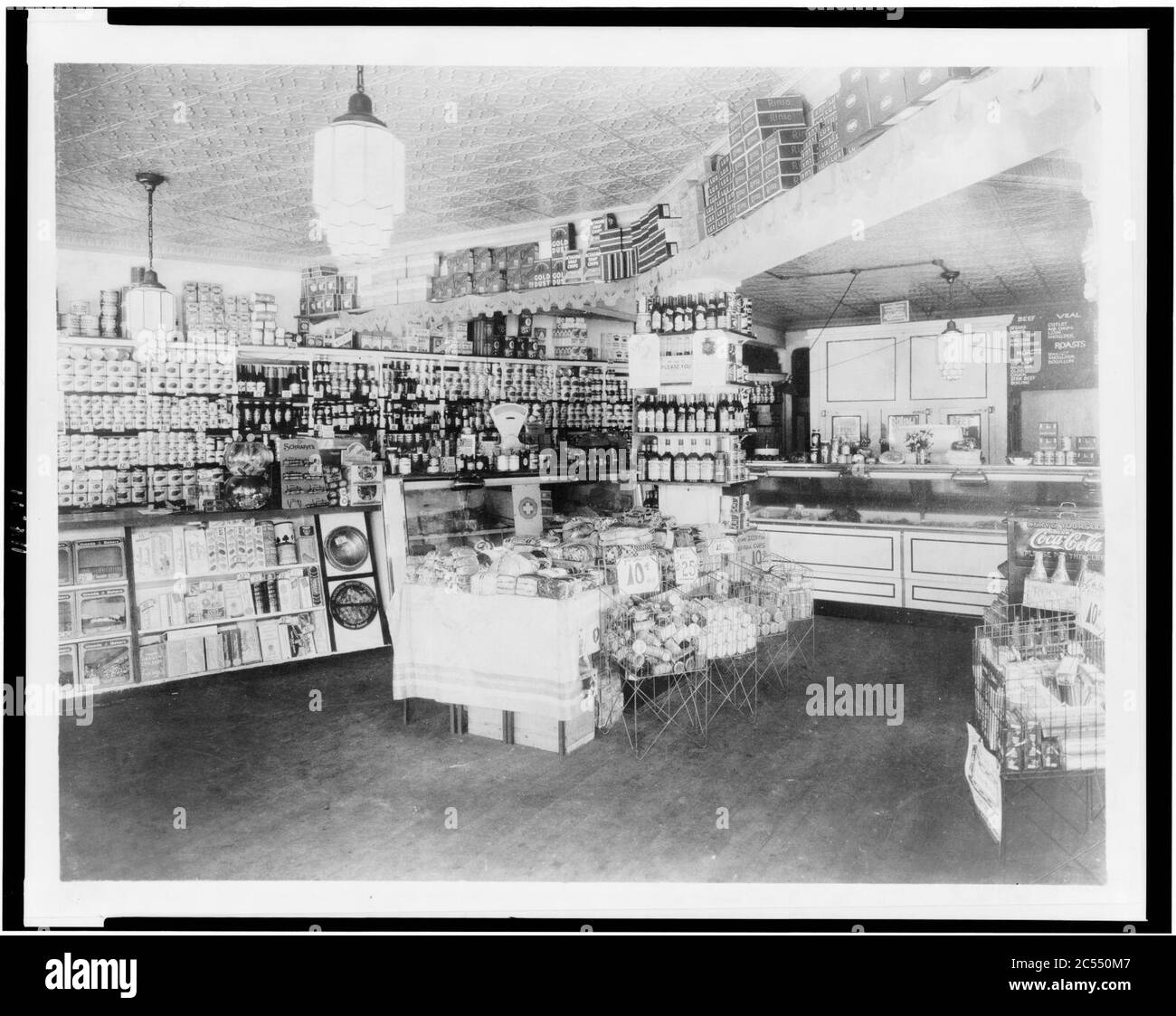 Grocery store interior Cut Out Stock Images & Pictures Alamy
