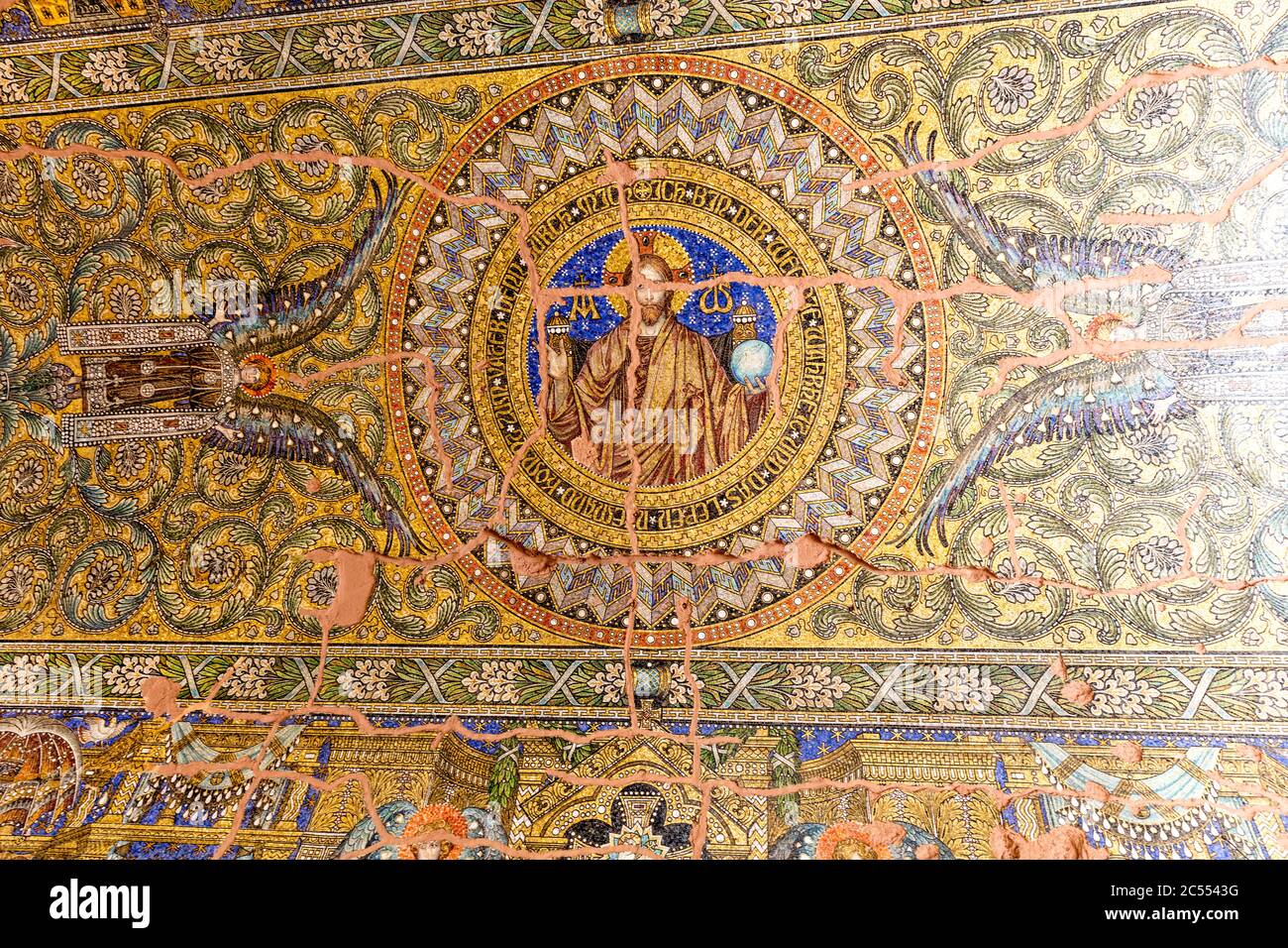 Kaiser wilhelm church berlin mosaic hi-res stock photography and images ...