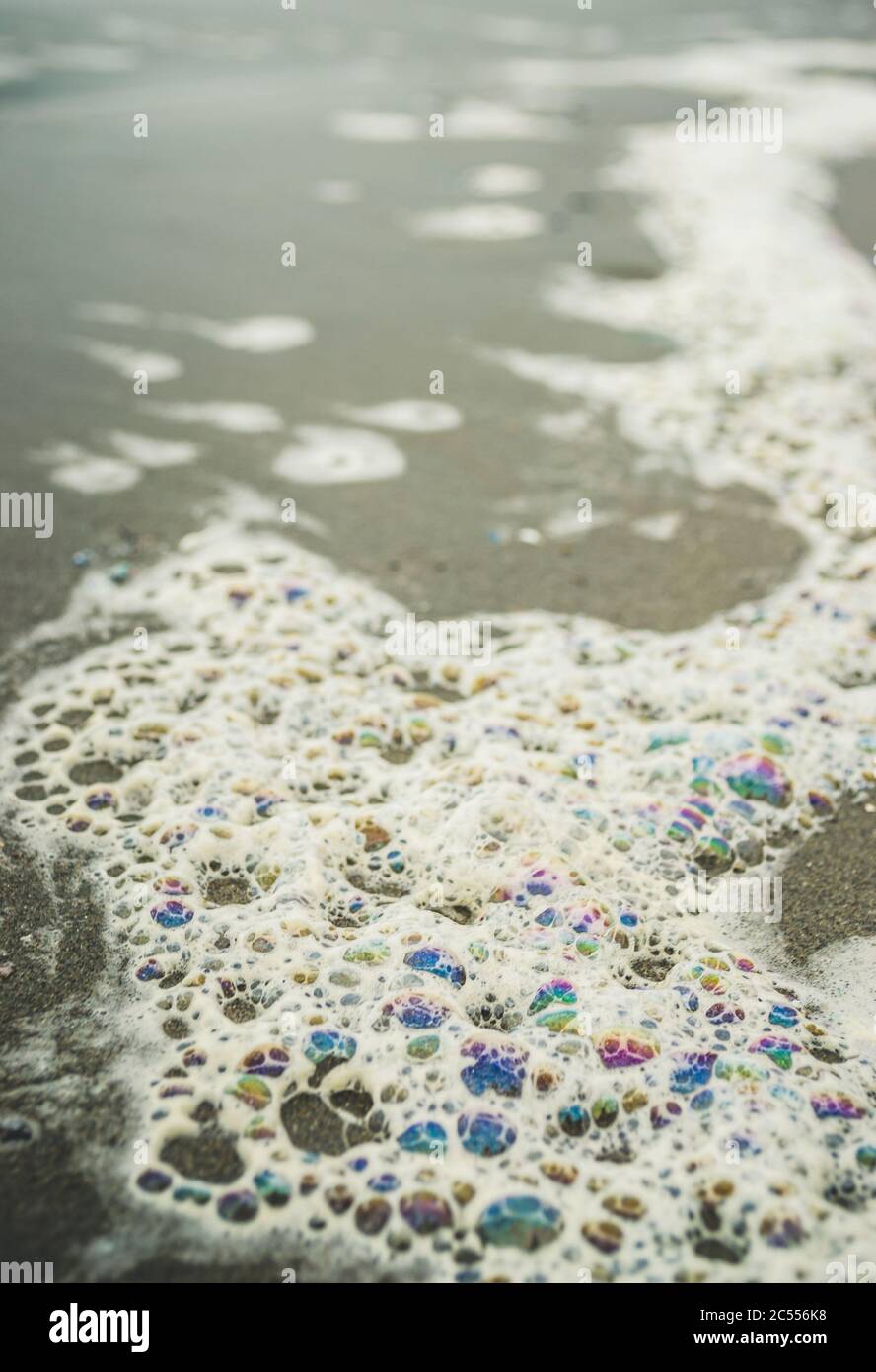 Vertical shot beautiful foamy hi-res stock photography and images - Alamy