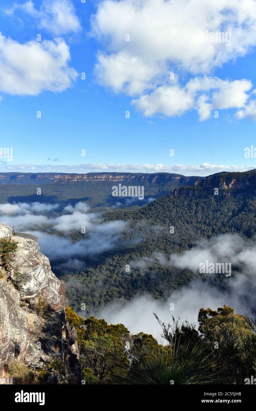 A view at Sublime Point in the Blue Mountains showing mist in the valley Stock Photo