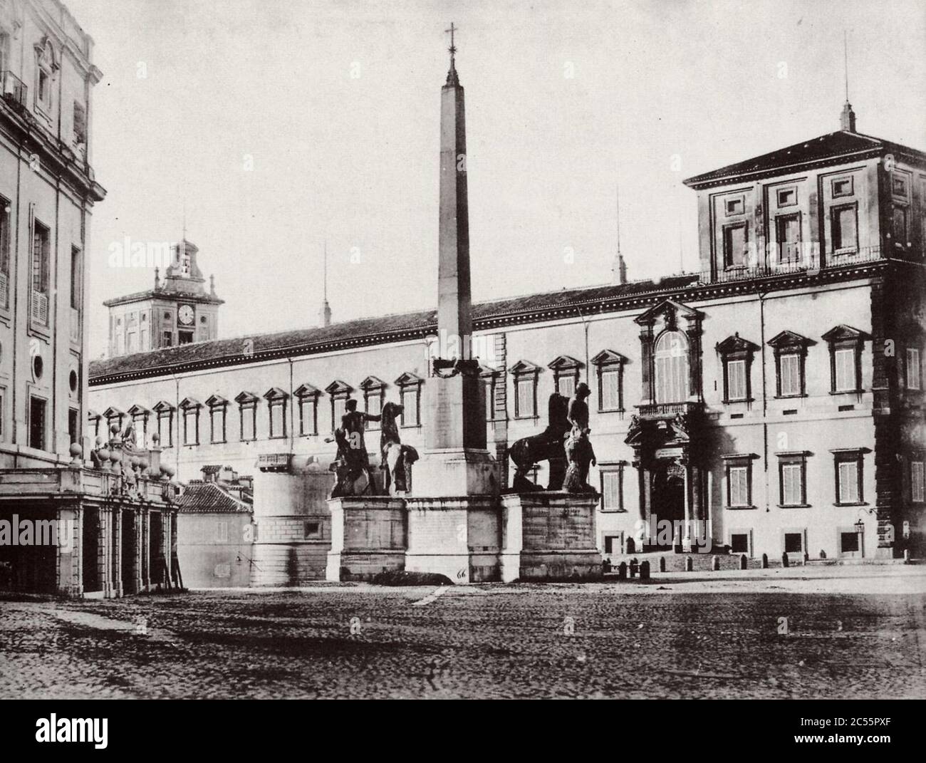 Italienischer Photograph um 1860 - Piazza di Monte Cavallo Stock Photo ...