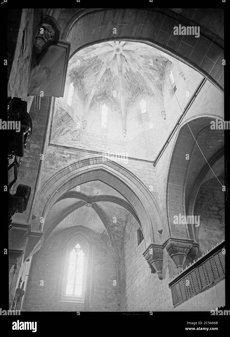 Interior del cimbori del Monestir de Santa Maria de Vallbona de les Monges. Stock Photo