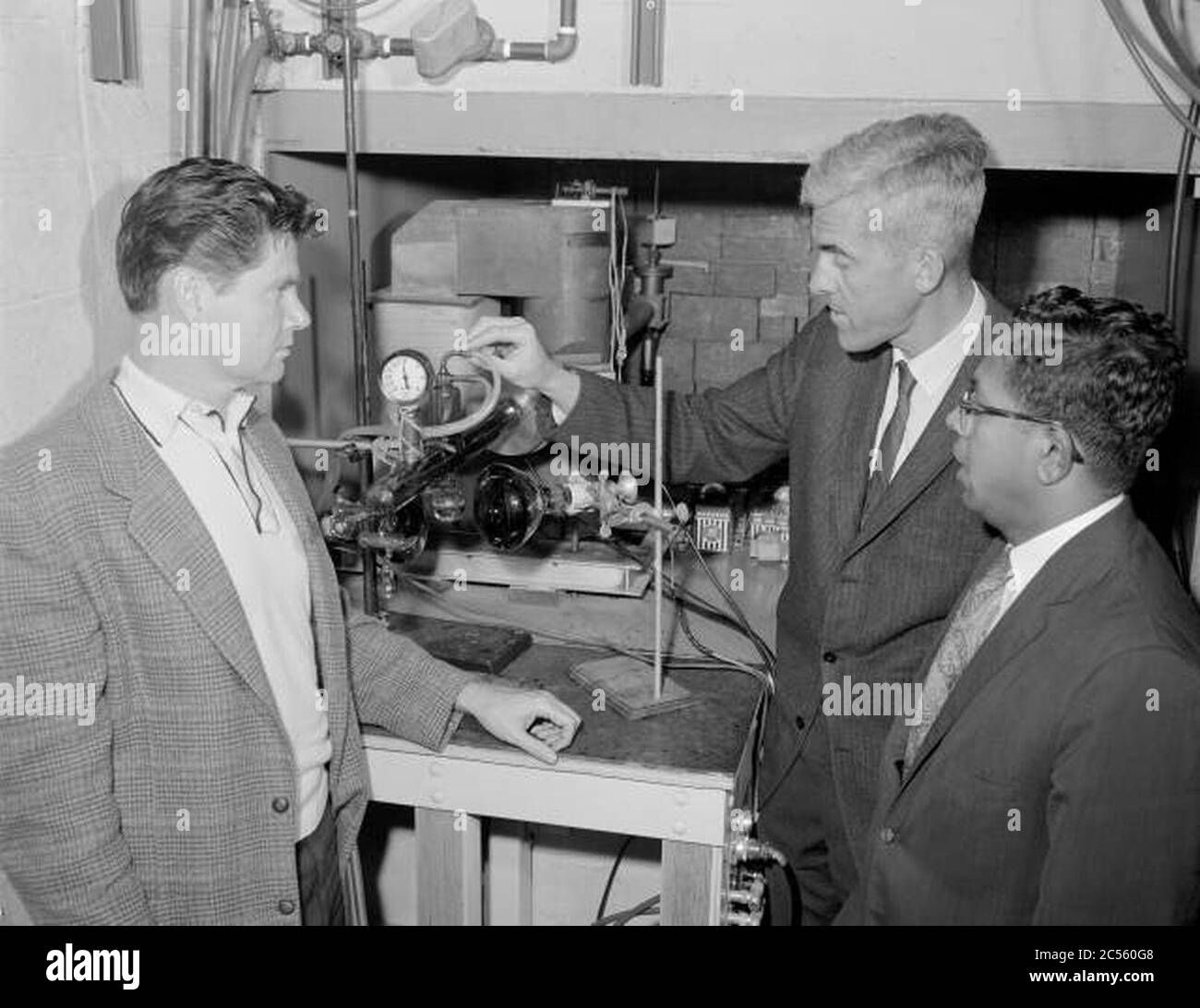 Irradiation experiment at LRL's 4.5 MeV linear accelerator 1963. Stock Photo