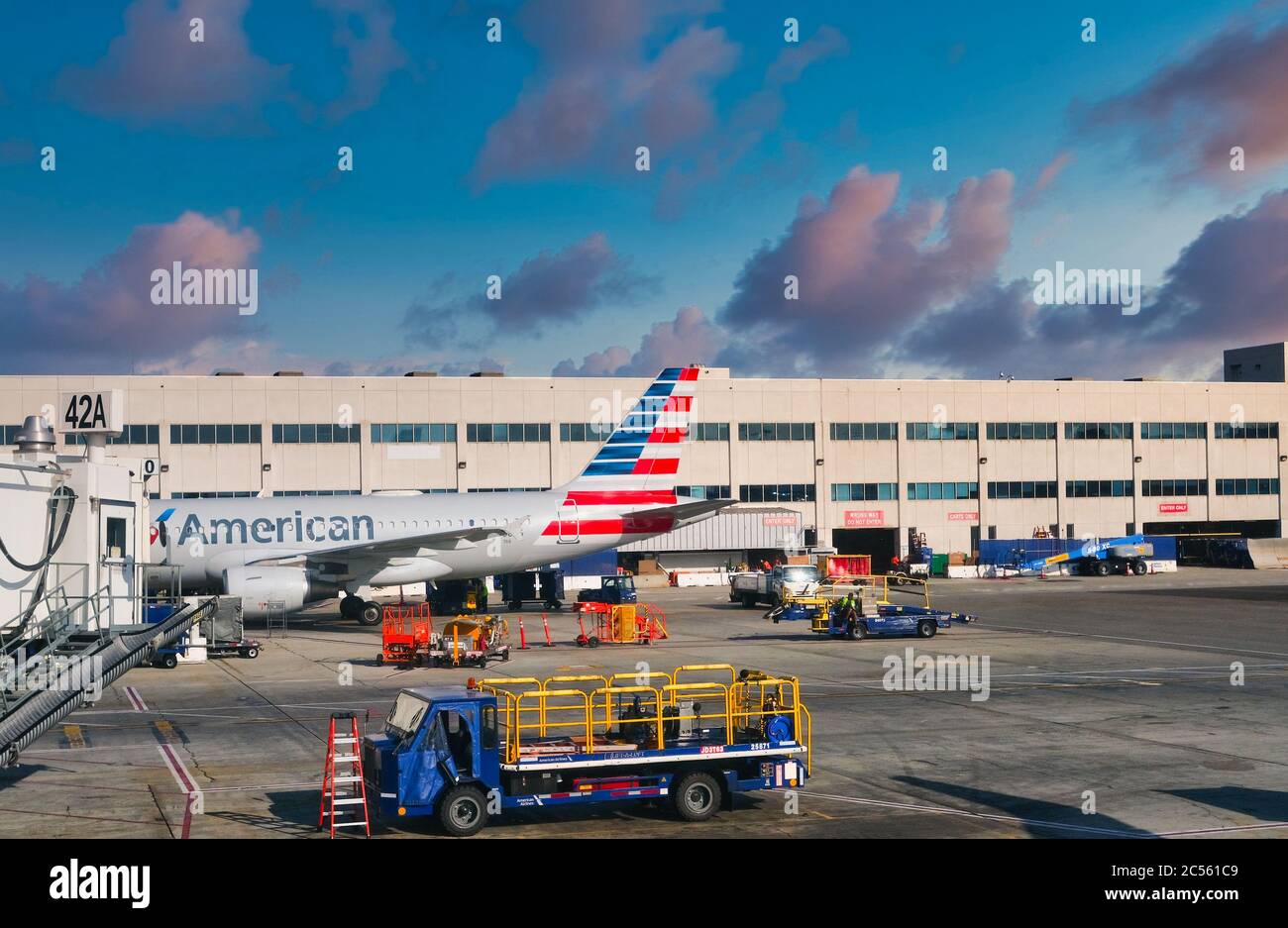 American Airlines at the Gate Stock Photo Alamy