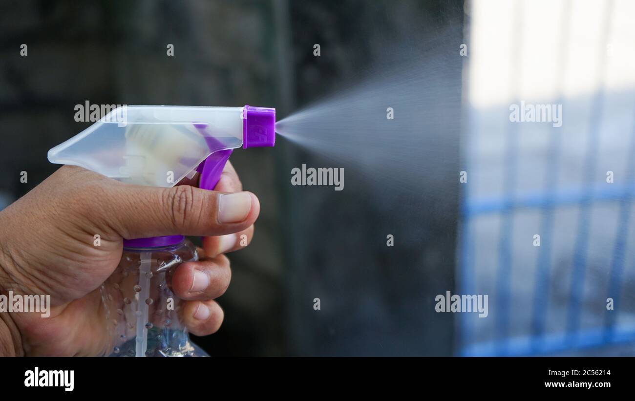 Disinfectant coronavirus hires stock photography and images Alamy