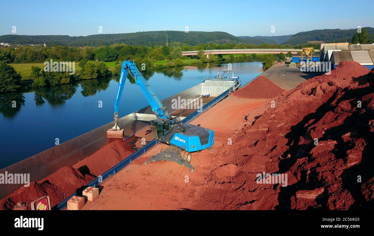 Loading of alumina onto a barge, Merzig Harbor, Merzig, Saar Valley, Saarland, Germany Stock Photo