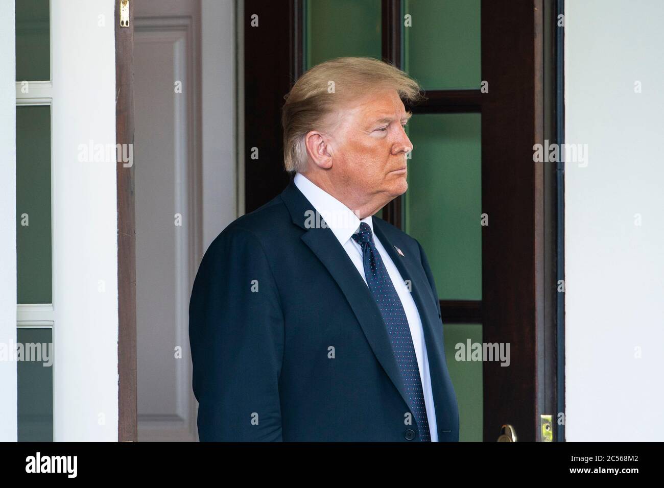 US President Donald J. Trump (L) welcomes Polish President Andrzej Duda ...
